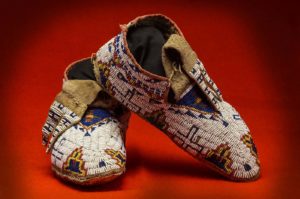LAKOTA MOCCASINS