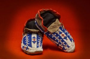 LAKOTA MOCCASINS