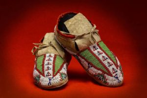 LAKOTA MOCCASINS