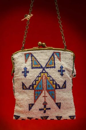 BEADED VICTORIAN PURSE II