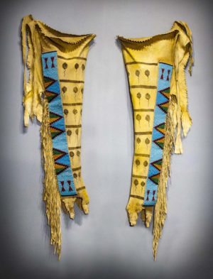 BLACKFEET LEGGINGS