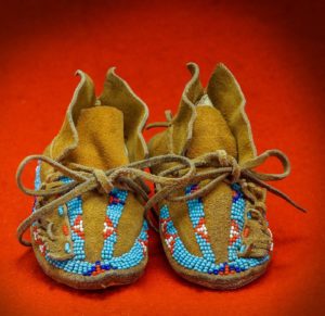 So. CHEYENNE CHILD’S MOCCASINS
