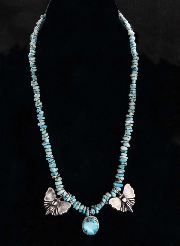 SKY BLUE MARIPOSA NECKLACE
