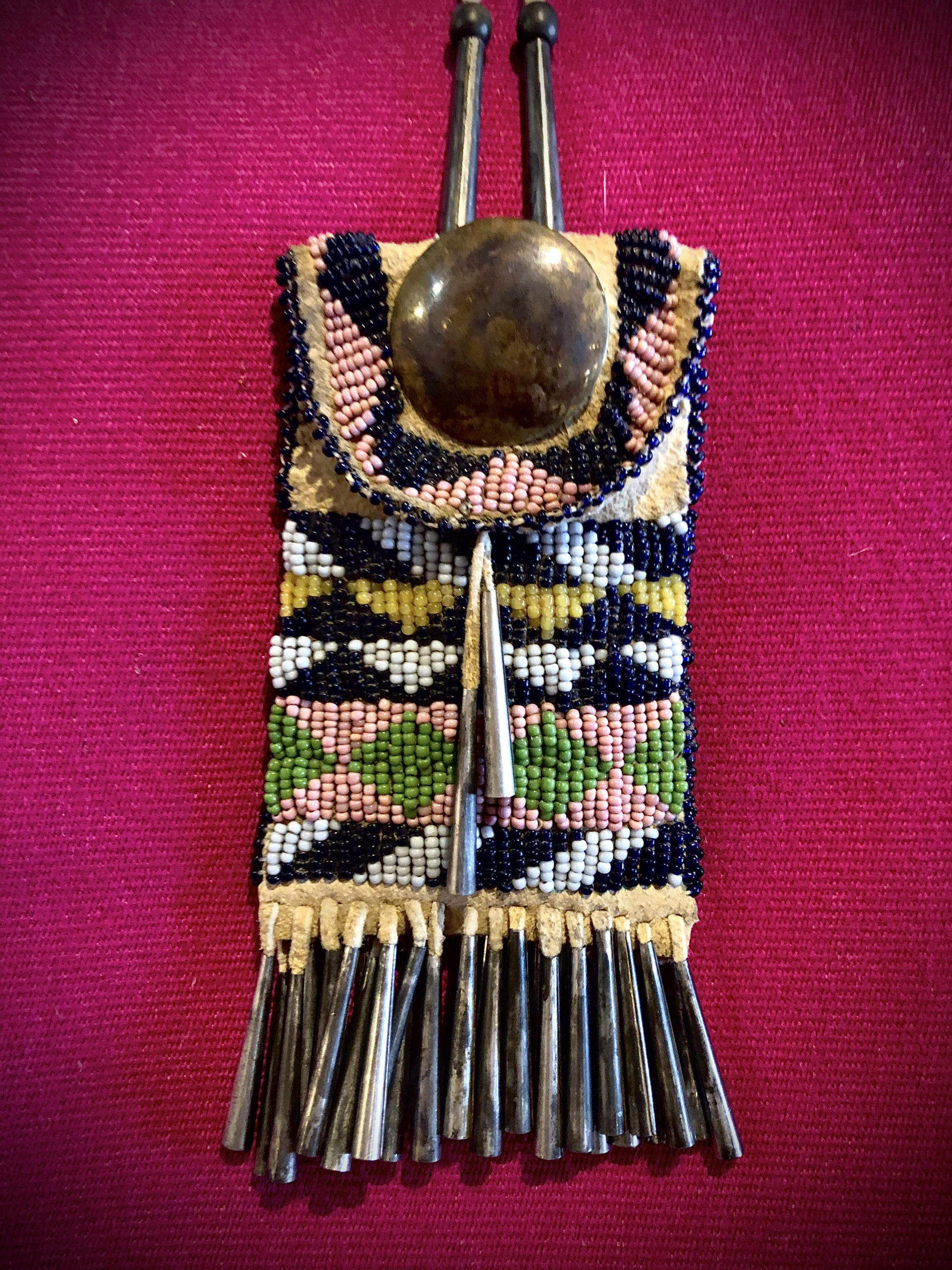 Apache Strike-a-light beaded bag