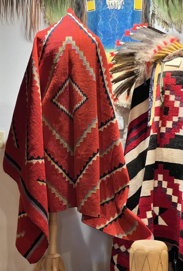 CLASSIC NAVAJO SERAPE - Image 2